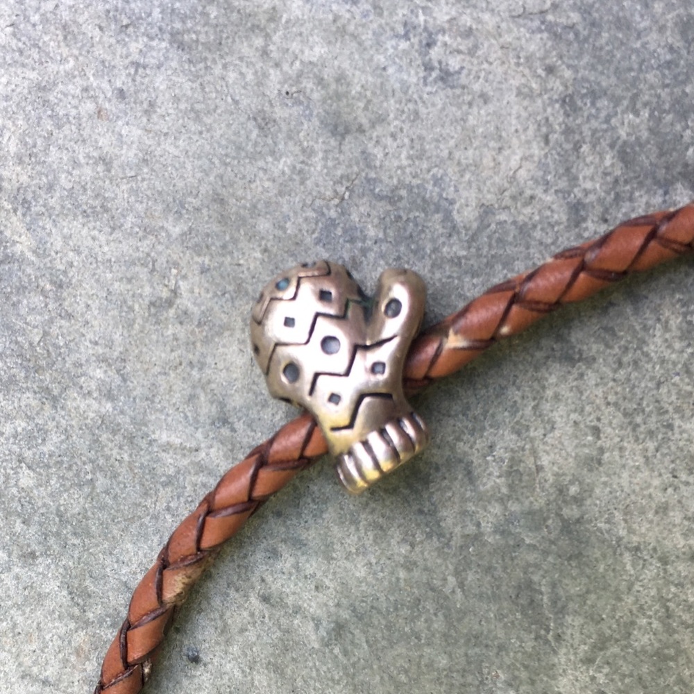 Rare Chamilia Single Mitten Charm